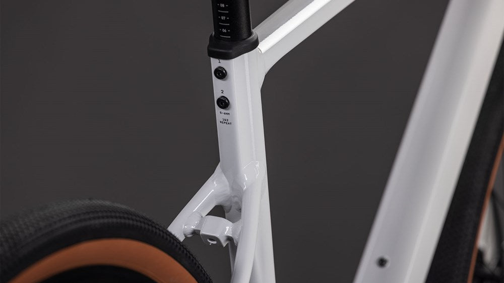 Cube Nuroad EX cotton´n´grey 2026