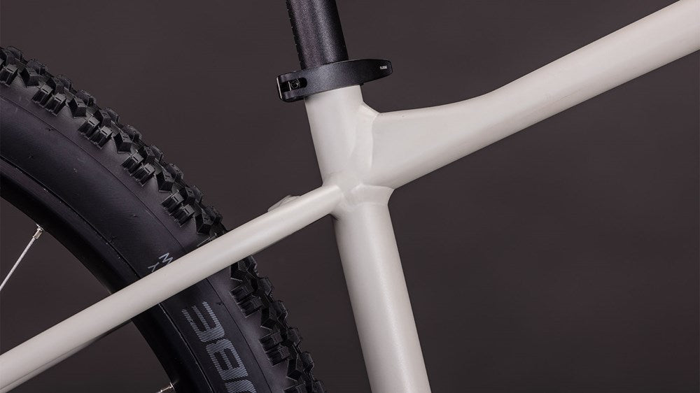 Cube Aim Pro greige´n´titan 2026