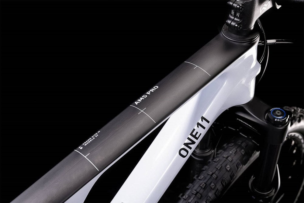 Cube AMS ONE11 C:68X Pro 29 Flashwhite n carbon 2022